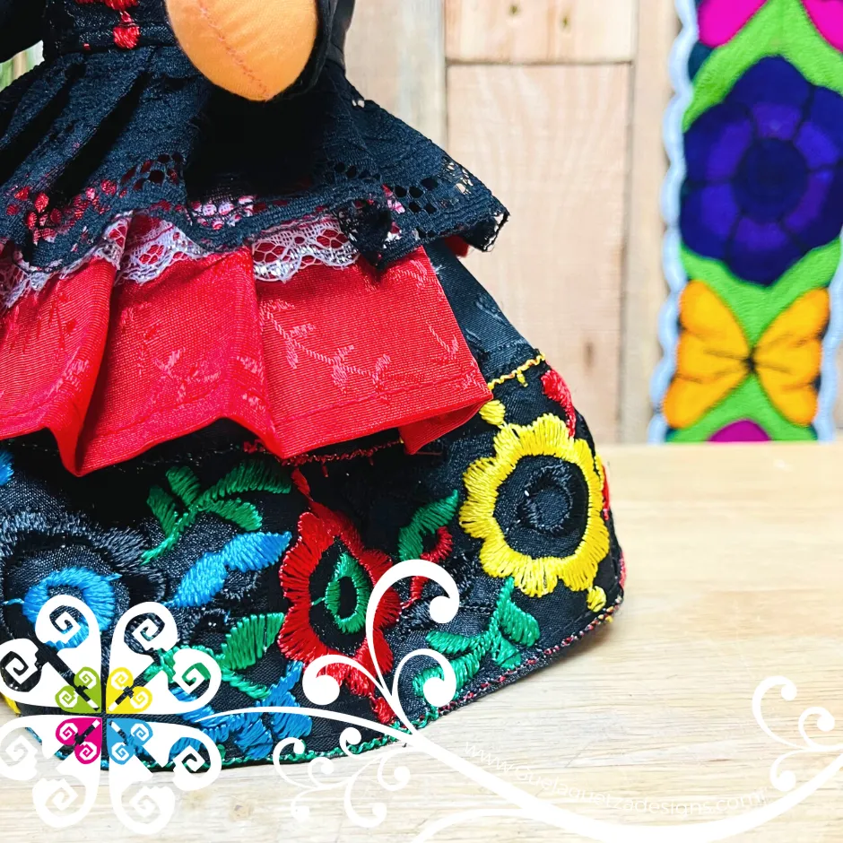 Chonita Chiapaneca Mexican Otomi Doll - Fina